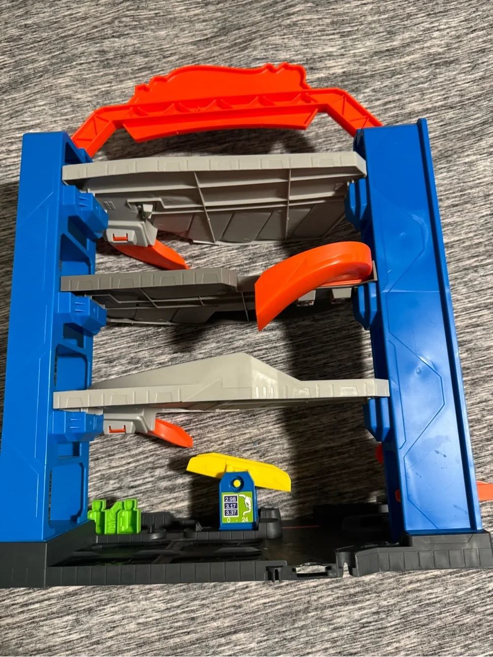 Hot wheels Stunt Garage Playset - Blue and Orange